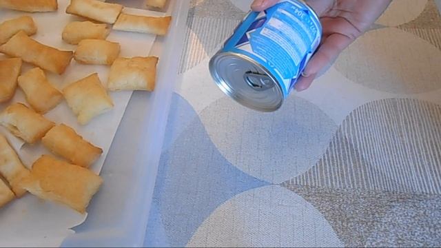 Язычки из слоеного теста.Просто.Быстро.Вкусно!