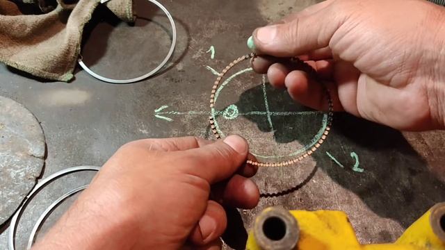 Как устанавливаются поршневые кольца смотреть онлайн