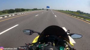 Zx10r vs Bmw S1000rr street race on highway?| S1000rr vs Zx10r wheelie battle?|