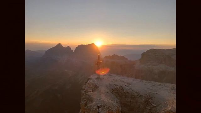 Sundown Sass Pordoi 2950m смотреть онлайн