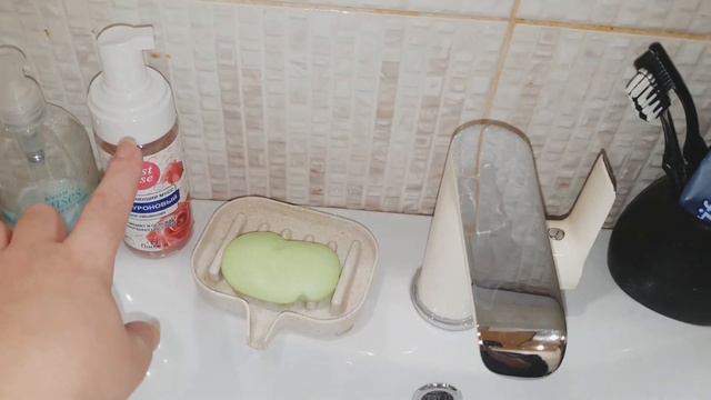 Запрос. Где и как хранится уходовая косметика в ванной