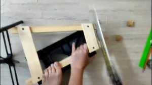Как сделать настольный мольберт своими руками / How to make a table easel