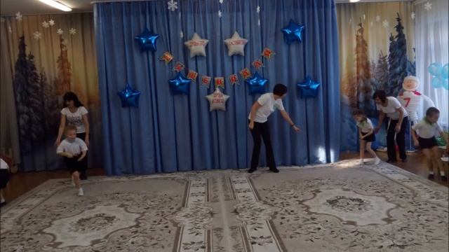 Спортивный праздник к 23 февраля 2018 года в Группе Улыбка смотреть онлайн