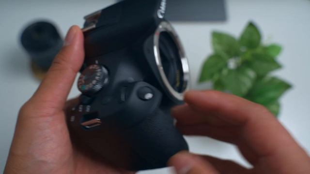 Canon EOS 2000D Rebel T7 | Should you get the CHEAPEST DSLR in 2022/2023? смотреть онлайн