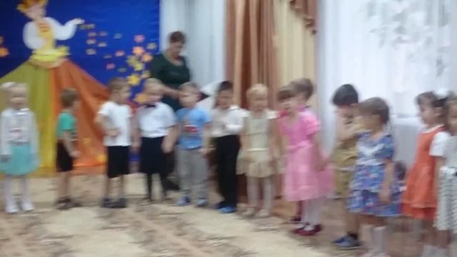 Утренник "Золотая осень" Детский сад 2 "Колокольчик" смотреть онлайн