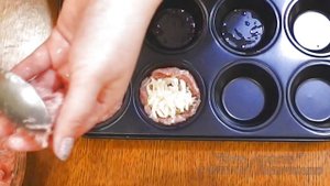 Мясные капкейки (кексы) с начинкой и картофелем/Meat cupcakes with filling