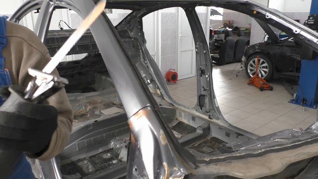 Насколько ПРОЧНЫЙ кузов у Hyundai Solaris ПИЛИМ И СМОТРИМ! смотреть онлайн