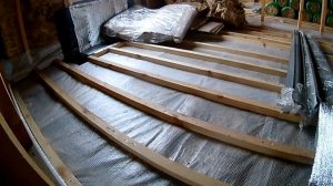 Черновой пол в каркасном доме из доски