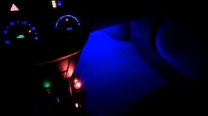 Пересвет щитка приборов и бортовика на Kia cee'd 2009