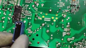 3 Индукционная отключается включается самопроизвольно. Induction turns off turns on arbitrarily