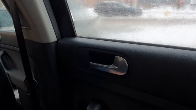 VW - Дверь не открывается, ни снаружи ни изнутри смотреть онлайн