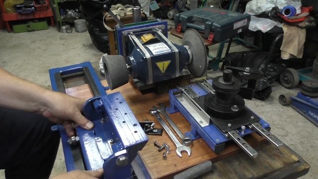 Комбинированный заточной станок для заточки ножей фуганка и пильных дисков. смотреть онлайн