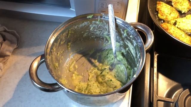 Кабачковые оладья. Хит сезона за 5 минут. смотреть онлайн