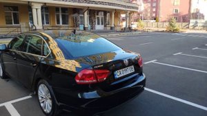 VW Passat 2012 2.5 бензин SE USA обзор