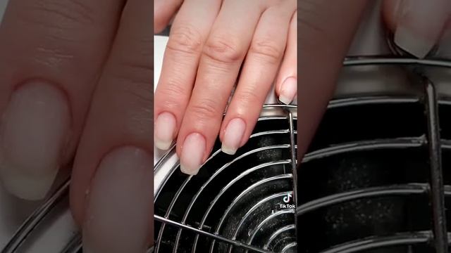 Преображение ногтей. Дизайн с втиркой. Радужная втирка смотреть онлайн