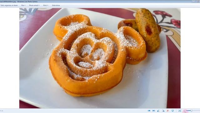 Disney Mickey Eggo Waffles Review 2017 New! Snacks Treats Disneyland Walt Disney World смотреть онлайн