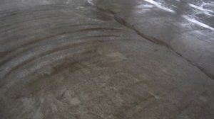 Обеспыливание бетонного пола с помощью эпоксидных пропиток на примере Ризопокс-1605 HARD