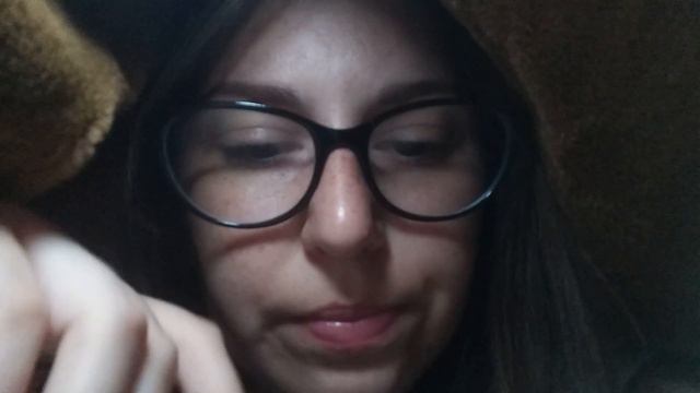 АСМР Прячемся под одеялом! Нежный шепот, неразборчивый шепот / ASMR Hiding under the blanket! смотреть онлайн