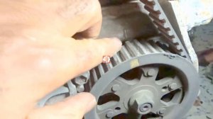 Calage Distribution Toyota hiace 2L 2.4 - the timing belt on Toyota Hilux.كاتينة. توقيت تويوتا هايس