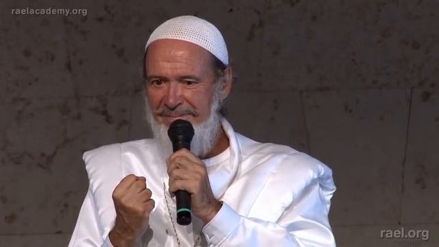 Неэгоистичные сверх-сознательные существа