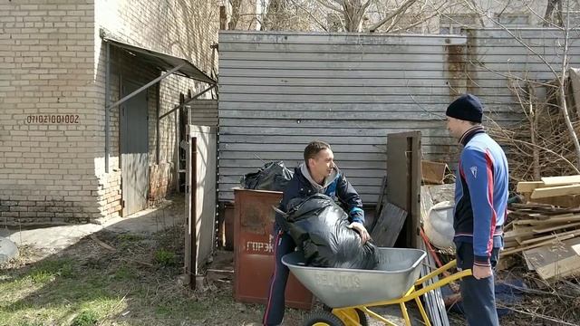 VLOG: протеиновые вафли, опасный субботник, розыгрыш лонгборда смотреть онлайн