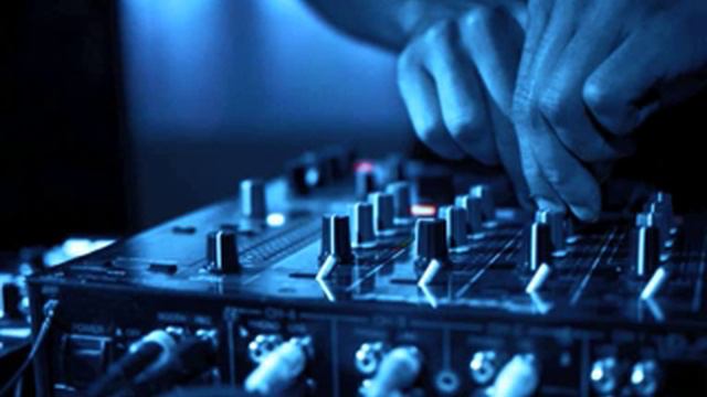 Dj Spartaque - Bez Nazvaniya смотреть онлайн