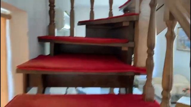 Продается дом в Греции у моря. Недвижимость в Лутраки. Цена 350 000 евро.