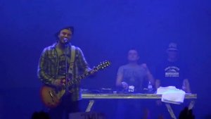 Макс Корж - Тает дым (MSK. LIVE)