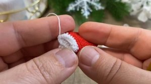 Как связать маленькие рукавички крючком