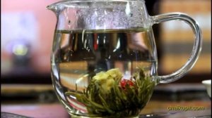 Связанный чай цветок - очень красиво!