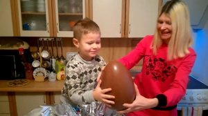 ШОК!!! ОГРОМНОЕ  ШОКОЛАДНОЕ ЯЙЦО С СЮРПРИЗОМ \ Big chocolate egg with a surprise