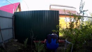 Установка забор из профнастила зеленый мох 11 пм - 1.7м