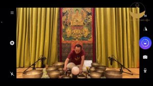 Meditazione e mantra con campane tibetane