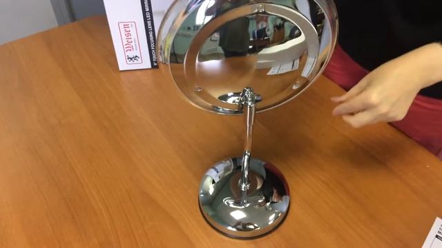 Зеркало настольное с пятикратным увеличением и подсветкой