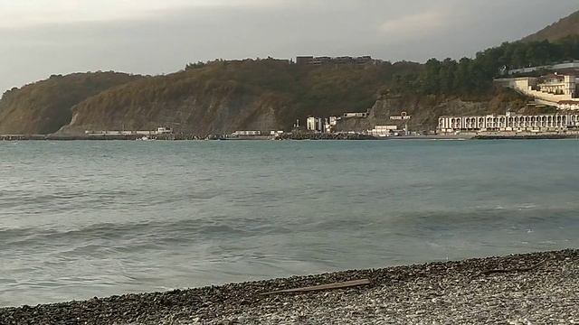 Море осенью#черноеморе #live #жизньнаморе #курортыроссии #краснодарскийкрай #красота #осень #семья