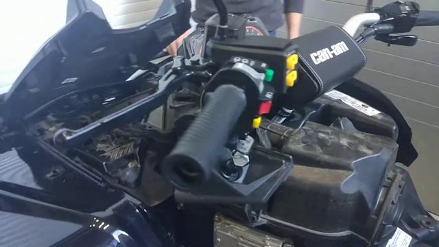 Установка подогрева ручек и курка на BRP OUTLANDER XAX XTP 1000 2017 смотреть онлайн