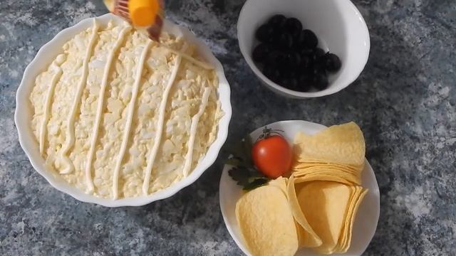 СОНЯШНИК  НАЙЛЕГШИЙ У ПРИГОТУВАННІ САЛАТ