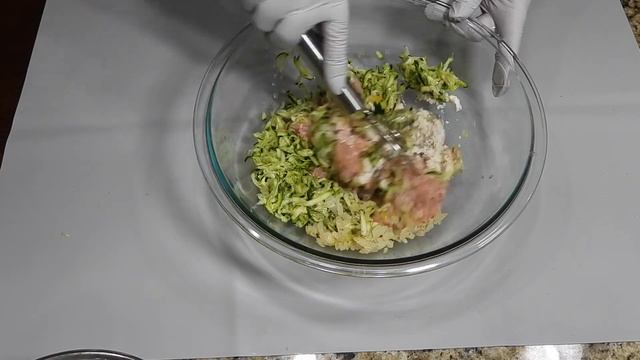 Нежные КУРИНЫЕ КОТЛЕТЫ в бумаге, диетические, легкие смотреть онлайн