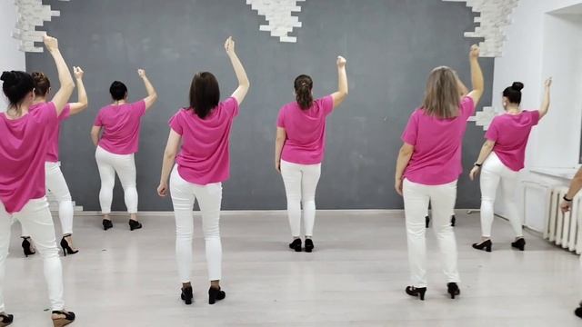 Bachata (lady style) смотреть онлайн