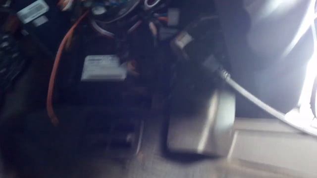 Диагностический разъем OBD2 на Nissan Navara смотреть онлайн