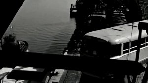 1970 год. Тюмень. Речпорт. Погрузка автобусов