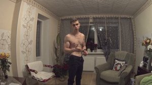 Как Накачать Спину с Гантелями Дома