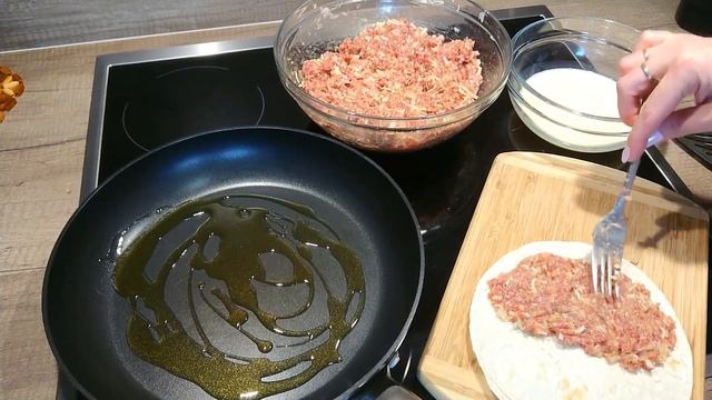 Ленивые Чебуреки из Лаваша. Самый простой рецепт!