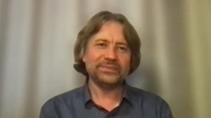 Как справляться с чувствами, когда женщина узнаёт что её мужчина заинтересовался другой женщиной?