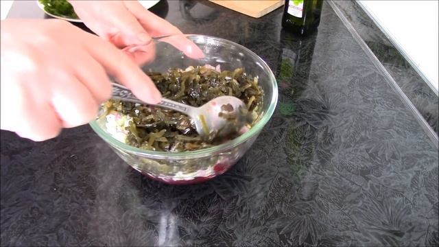 Салат Домашний - и вкусно, и полезно! Салат из морской капусты со свеклой. смотреть онлайн