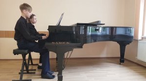 367 И  Брамс  Венгерский танец №5 пер  для ф но в 4 руки  Исп  Андрей Якунин и Александра Паняева