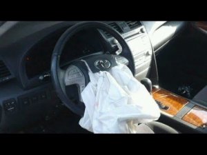 Toyota Camry восстановление airbag