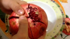 Как быстро и легко почистить гранат!