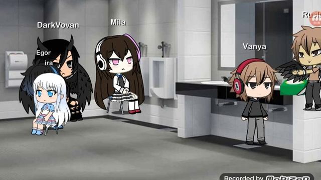 Смешилка *В туалете* У РУСЛАНА ПАНОС? Ваня насрал возле двери, Мила в ярости????? смотреть онлайн