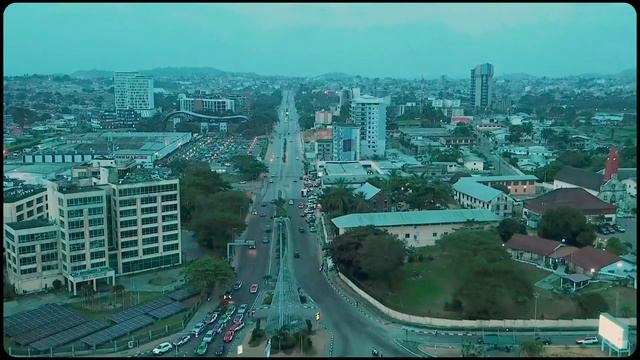 Z3 Mobutu- Bolingo ya intérêt (Clip Officiel)